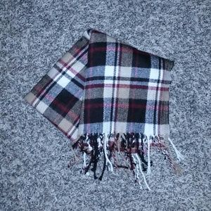 Plaid scarf