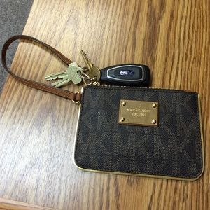 Michael Kors Wristlet