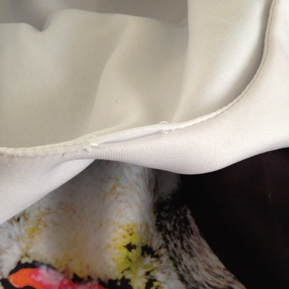 Kitten Half Tank Top - Picture 2 of 2