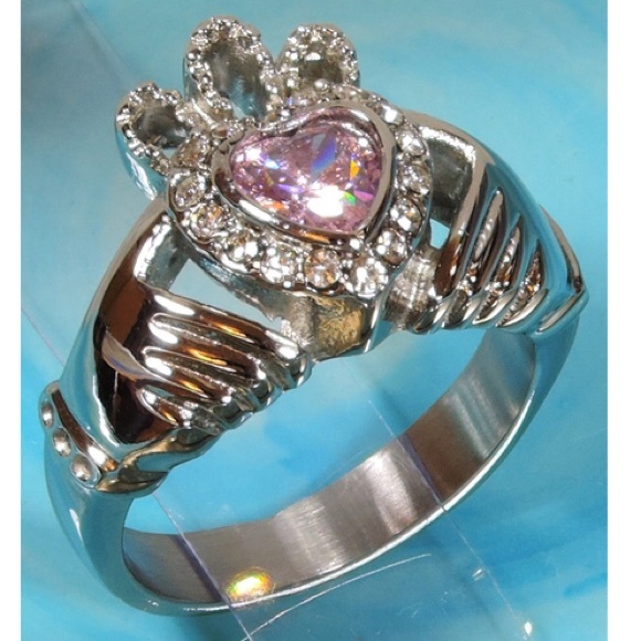 Claddagh ring