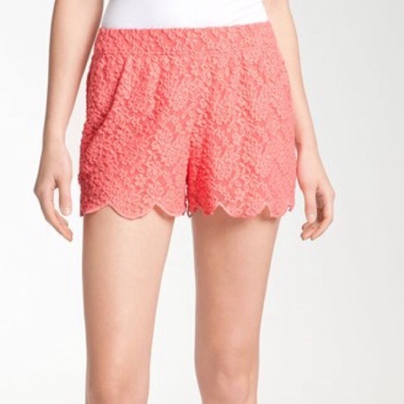 Free People lace scalloped shorts
