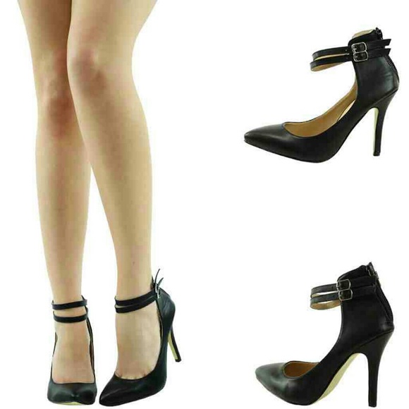 SOLD SOLD NWOT Strappy Heels