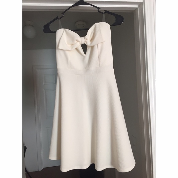 white strapless dress