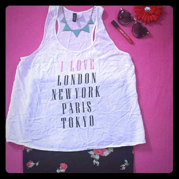 "I LOVE..." white H&M tank