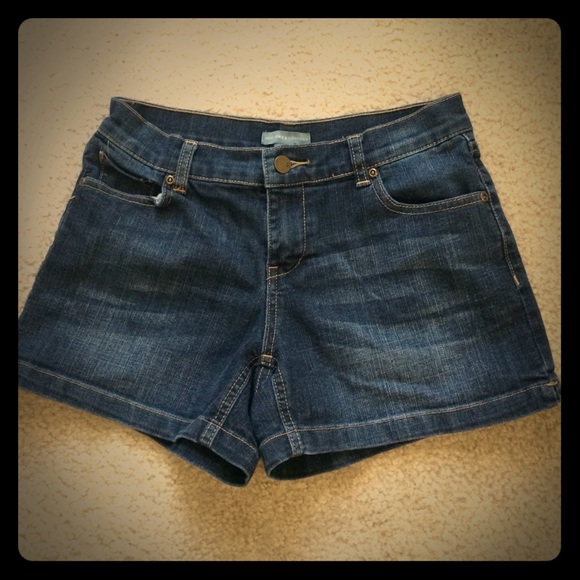 New York & Company Jean shorts, size 2