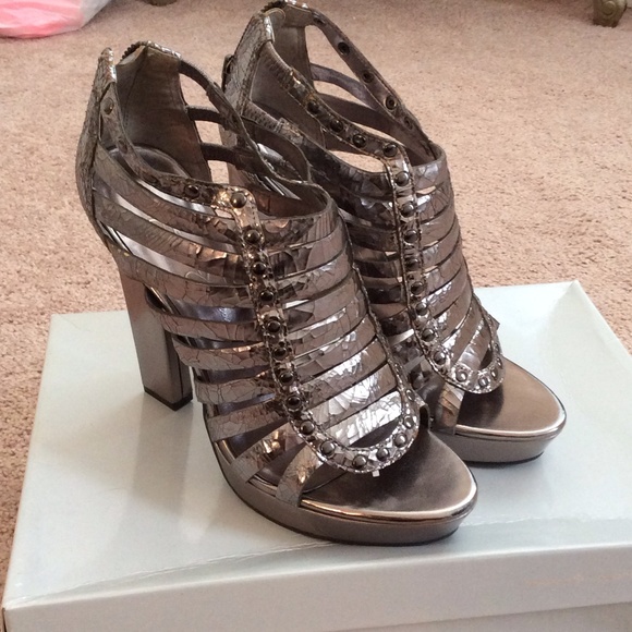 Jessica Simpson Cally Dark Pewter Heel - Size 6