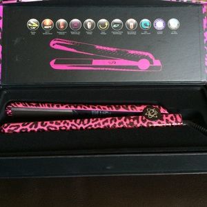 The new evolution flat iron 100% ceramic plates