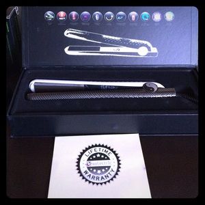 The new evolution flat iron 100% ceramic plates