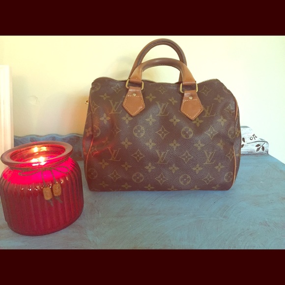 Louis Vuitton Speedy 25