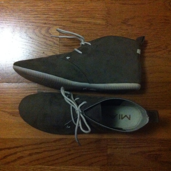 MIA Apache Shoes