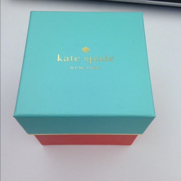Kate Spade Watch Box - Picture 4 of 4
