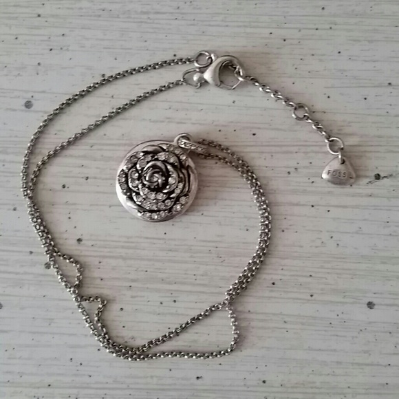Fossil necklace
