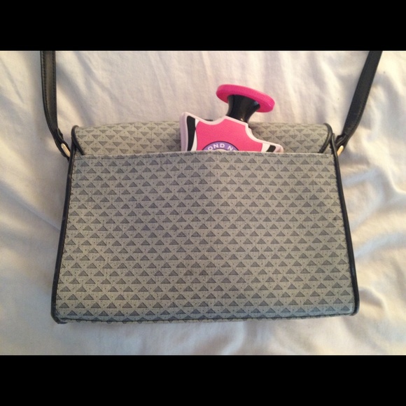 Vintage 84' Liz Claiborne Crossbody Bag - Picture 3 of 4