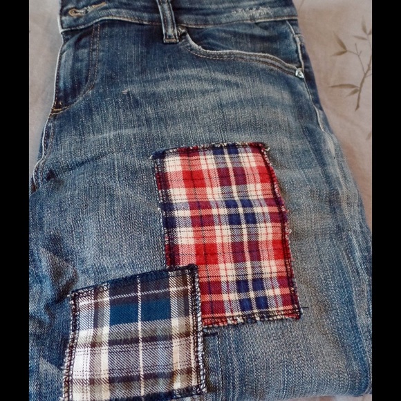 🔹Patchwork Distressed Boyfriend Jeans 🔹 - Picture 4 of 4