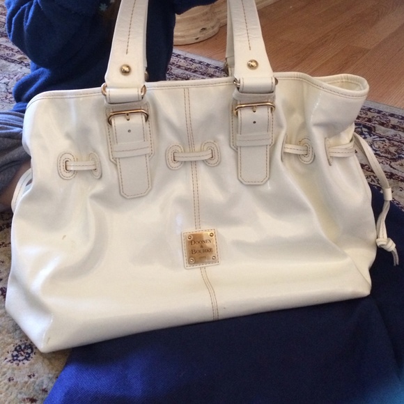 Dooney & Bourke bag