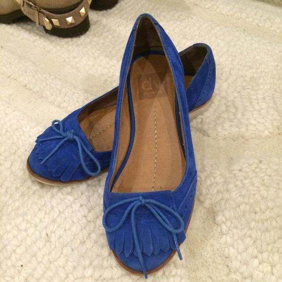 DV by Dolce Vita blue suede flats