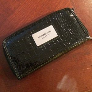 Liz claiborne wallet