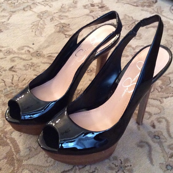 Jessica Simpson Black Platform Heel. Size 6.