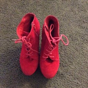 Red comfortable wedge heals