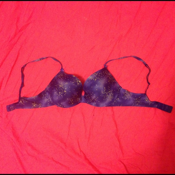 36B Victoria's Secret bra