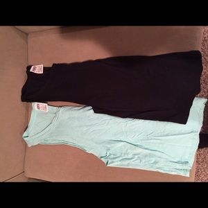 VS cut-off work out tops.