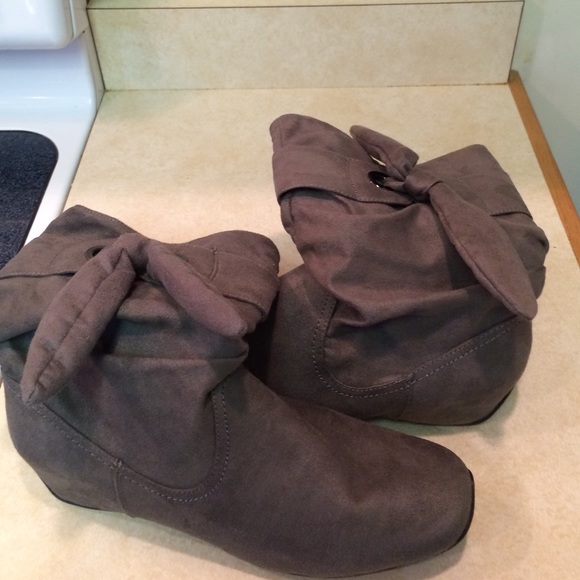 Easy Street Boots