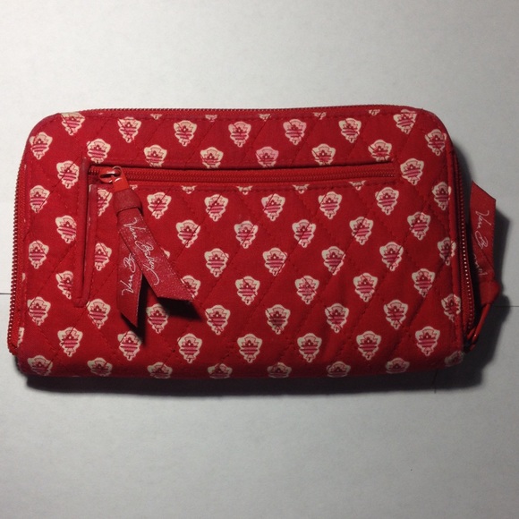 💖Red Zip Around Vera Bradely Wallet💖