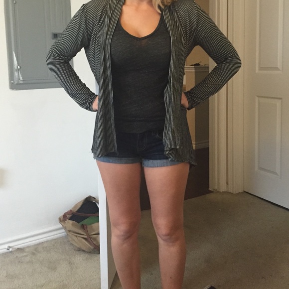 Cardigan - Picture 2 of 3