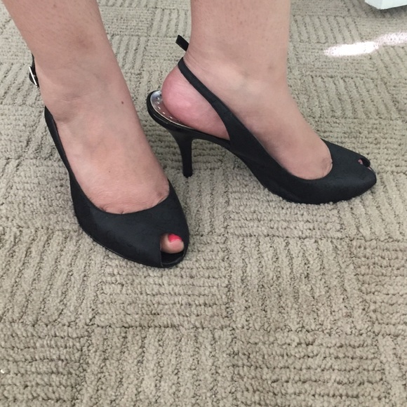 Black BCBG Heels - Picture 4 of 4