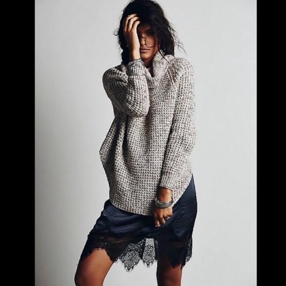 Free People Sweaters - Free People Dylan Pullover