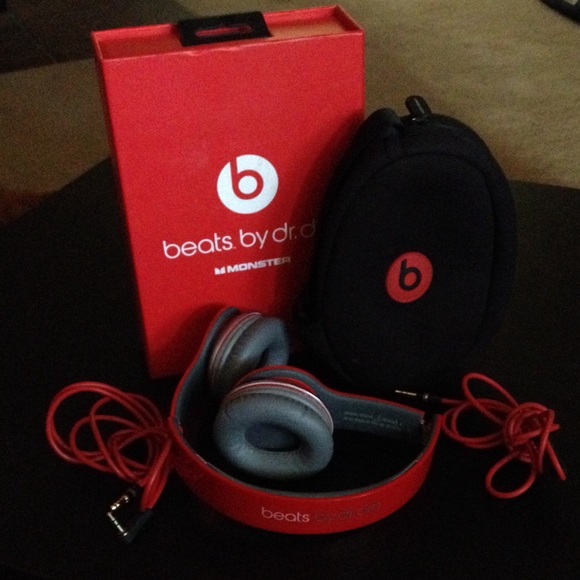 Beats By Dre Solo ❤️ Special Edition!