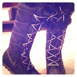 Nike Snow Boots