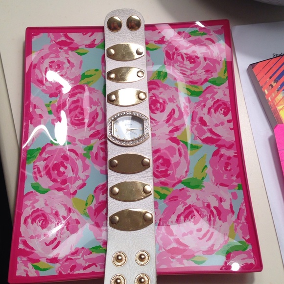 Fashion Watch - Picture 2 of 4