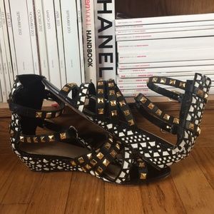 Zara Shoes - Zara Basic tribal sandals Zara Shoes - Zara Basic tribal sandals