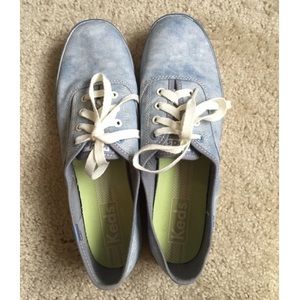 Keds light wash blue