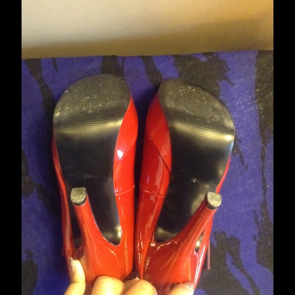 ✨✨Guess Peeptoe Mary Janes✨✨ - Picture 2 of 2