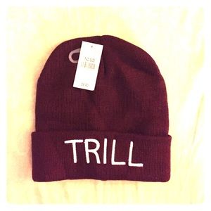 ♦️Wet Seal "Trill" Beanie.♦️