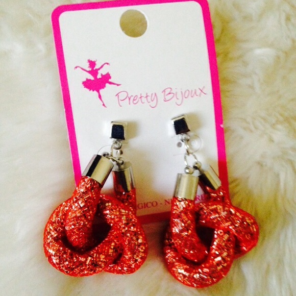 Lovely CRISTAL NET ITALIAN Earrings NWOT🇮🇹💃😍❤️