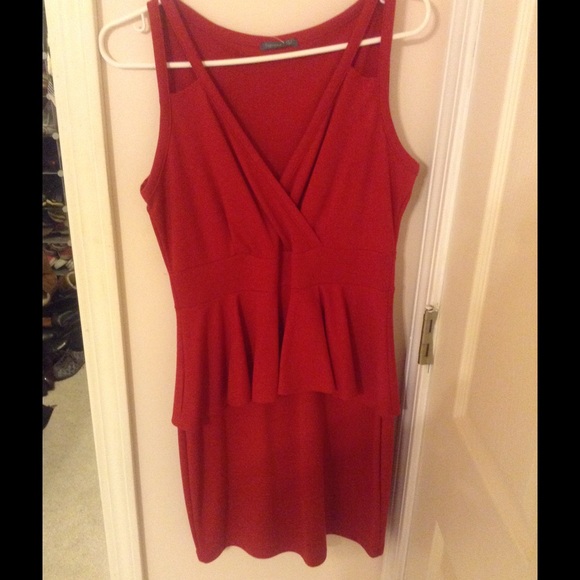 ✨✨Soprano Peplum Dress✨✨
