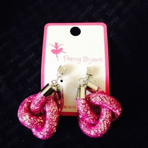 Sassy sparkly earrings filled w crystals 🇮🇹💃❤️