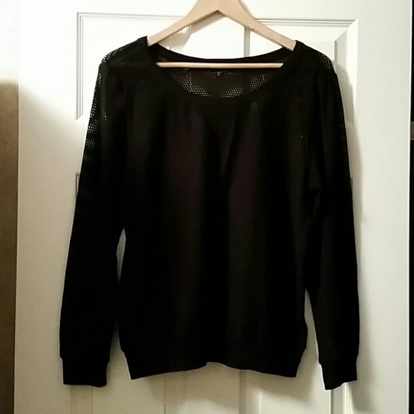 Jocelyn bundle $25 three other shirts and purfume