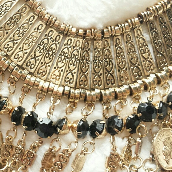 ๐ La Royale 'Black' Boho Coin Necklace - Picture 2 of 2