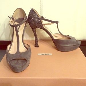 Miu Miu grey glitter t-strap sandals. Size 8