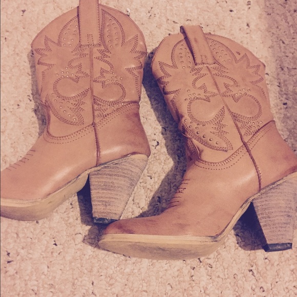 Boots - Picture 1 of 1
