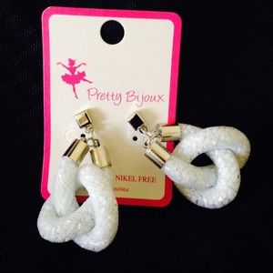 Pretty n sparkly just in time for Spring☀️🌺🇮🇹😘