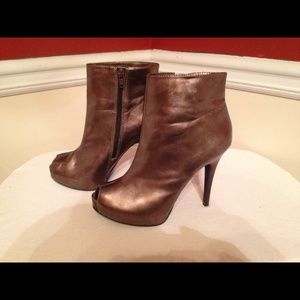 Carlos Santana Peep Toe Boots Size 7M