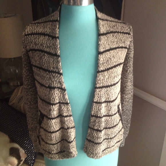 "lou&grey" black and white knitted sweater - Picture 2 of 3