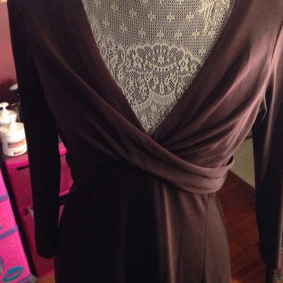 Dress - Picture 2 of 3