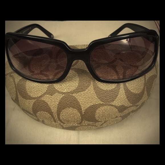 Coach Accessories - Coach Samantha sunglasses☀️
