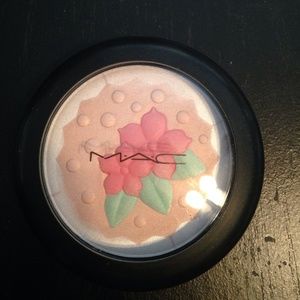 MAC Cosmetics Baking Beauties Collection